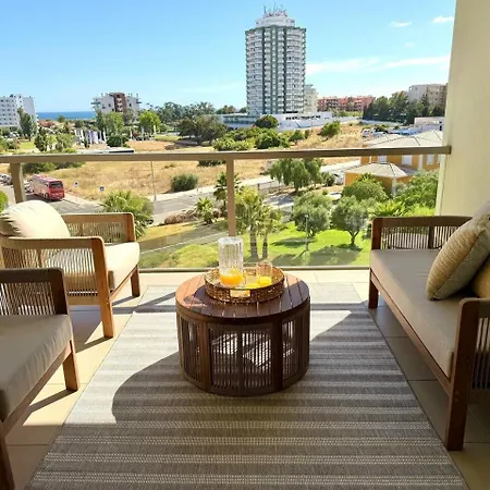 Oasis Com Piscina Perto Da Portimão