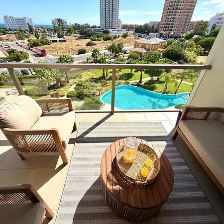 Oasis Com Piscina Perto Da Appartamento